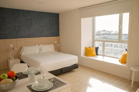 Room Select Porto Suites Отели рядом с достопримечательностью «Понти-ди-Дон-Луиш I»