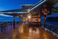 Mayang Sari Beach Resort - bar