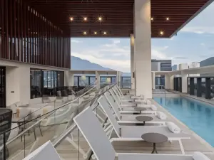 ฮิลตัน มอนเตร์เรย์ วัลเล่