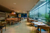 Denali Hotel Hotels in Anapolis