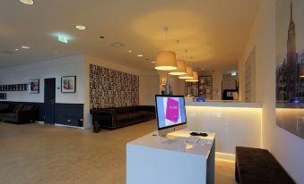 FourSide Plaza Hotel Trier, Trademark Collection by Wyndham
