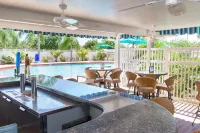 Spark by Hilton Sarasota Siesta Key Gateway Hotel di Osprey