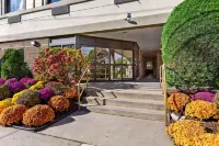 Comfort Inn Syosset-Long Island Hotels in Hicksville