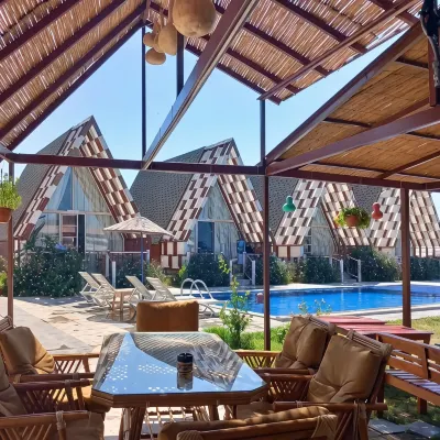 Bu Bungalow Hotel - Pools