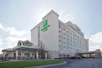 Holiday Inn & Suites Overland Park-West Hotel in zona KU Continuing Education