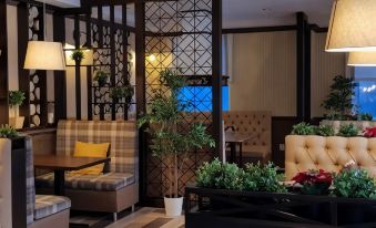 Hotel and Restaurant Complex Shishkin