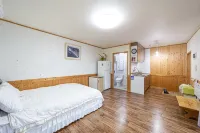 Samcheok South of Sun Pension