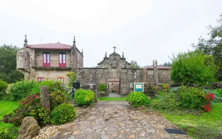 Pazo Da Fraga Отели в г. Кресьенте
