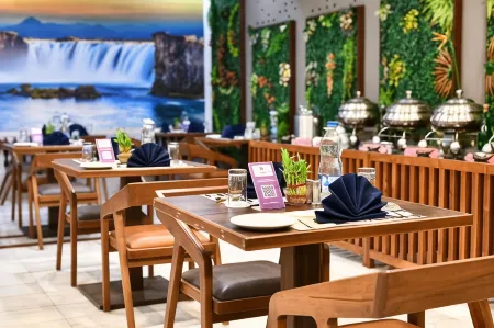 Click White House Residency, Vadodara Отели рядом со станцией Vadodara Jn