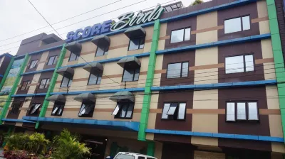 スコア バーズ ホテル のホテル