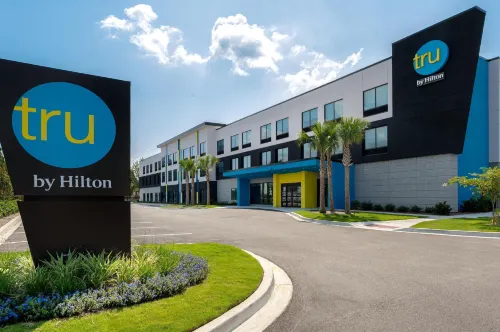 Tru by Hilton Brunswick - Gym