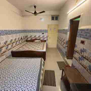Jagannath Guest House Rooms