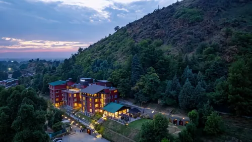 Golden Tulip Srinagar