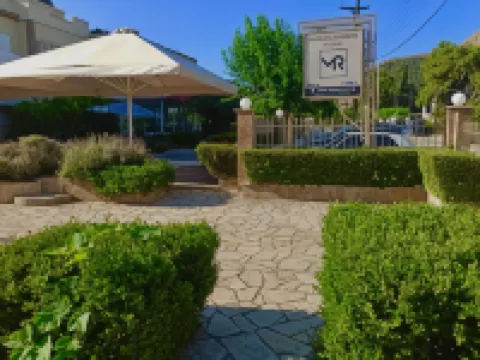 Vasilios Marinos Rooms Hotels in Archea Korinthos