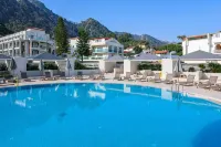 Faros Premium Beach - 5-Star