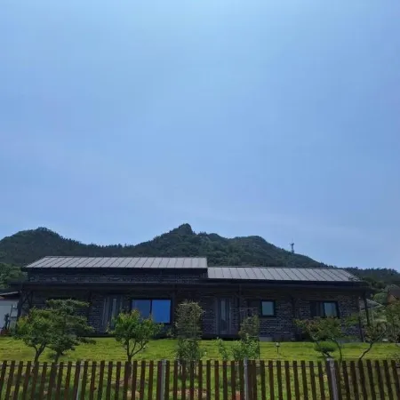 Gangjin Rose Garden