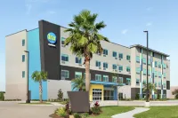 Tru by Hilton Webster Houston NASA