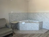 Harmony Inn and Suites Hotels in Beaumont