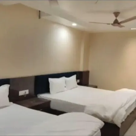 Hotel Shri Vallabh Kripa