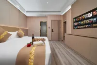Dejiang Jinglai Hotel (People's Park)