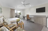 Beachside Boutique Motel Mackay