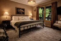 Easy Access •Mtn View• Hot Tub• Pool• Game Room• Porch• Wildlife•Minutes to Town - 4-Sterne