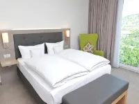 Best Western Queens Hotel Pforzheim-Niefern - Pysäköinti