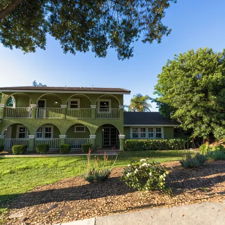 5Br Pool, Sauna & Game Room,Near UCR