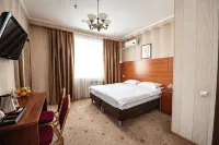 Lazurny Bereg Hotel - ที่มีสระว่ายน้ำ