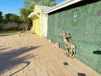 Comfy & Inviting Poolside Casita Near Bike Path Hotels in Reseda