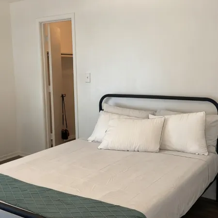 Cozy 1 Br Apartment Julian manor