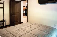 Ada Accessible Brillion 2‑ Suite w/ Full Kitchen Near Ariens – Unit #1