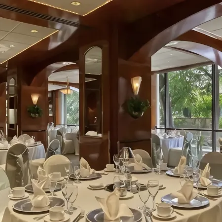 Hilton Palacio del Rio