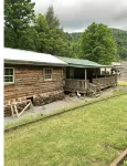Pioneer cabin in Bowden, Canaan Valley sleeps 8