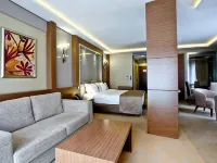 Holiday Inn ANKARA - KAVAKLIDERE by IHG Hôtels à proximité de : Ambassade des États-Unis