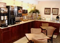 Best Western Naperville Inn - Breakfast