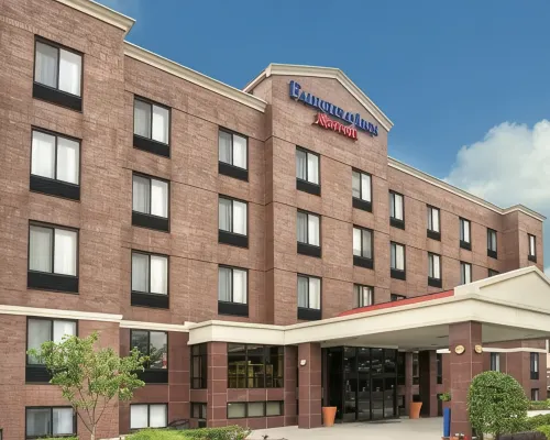 Fairfield Inn New York LaGuardia Airport/Astoria Hotels near Millbrook Park