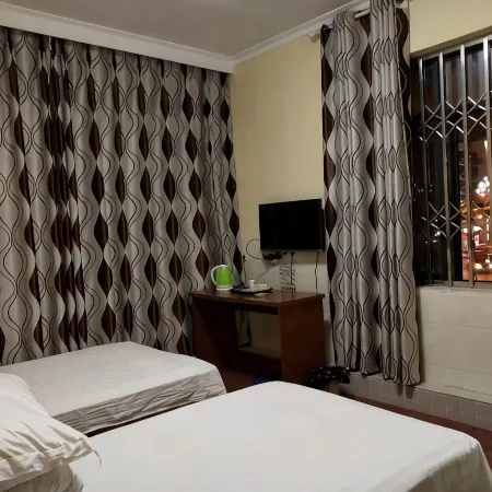 Yingshan Jialin Hotel