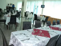Golden Royale Hotel - breakfast