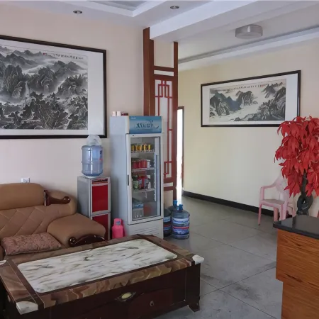 Ningdu Hongxiang Hotel