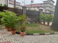 Pious Court Guest House Old Gra - Homestays