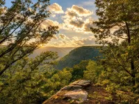 Cozy basecamp minutes from waterfalls, hiking and climbing