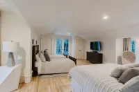 Paces Palazzo--Atlanta's premier 2.3 acre Buckhead estate
