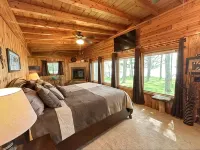 Charming Lake Front Cabin - 3-bedroom house with AC, WiFi in serene Hubbard Lake - 3 étoiles