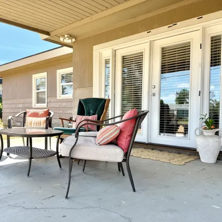 Comfortable studio just 3 minutes drive to downtown Moses Lake