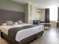 Residence the Originals Demeure des Remparts Hotels in Provins