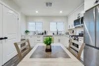Terrific Smoke-Free Place in Heart of Kings Beach walking distance to Lake - Wi-Fi