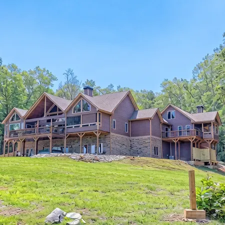 5 All King BRs-Bridesmaid Spa & Glam Suite, Sauna, Chef, 10+ Acres 3 mi. Helen