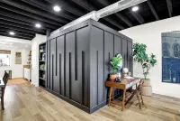 Unique Urban 1 Bedroom Flat, the Upper Plum