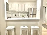 REMODELED 2-bedroom condo in Vail - new listing - Bungalows
